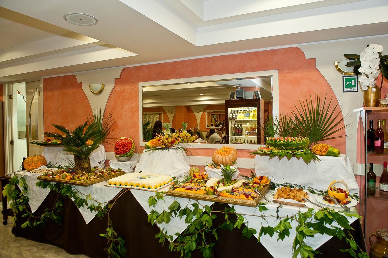 Hotel Borgo Marina Rodi Garganico Esterno foto